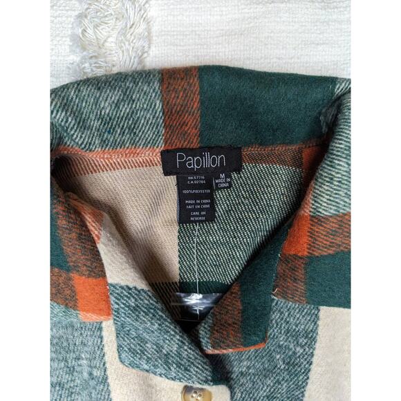 Papillon Checkered Shacket with Belt Tie - Picture 2 of 8